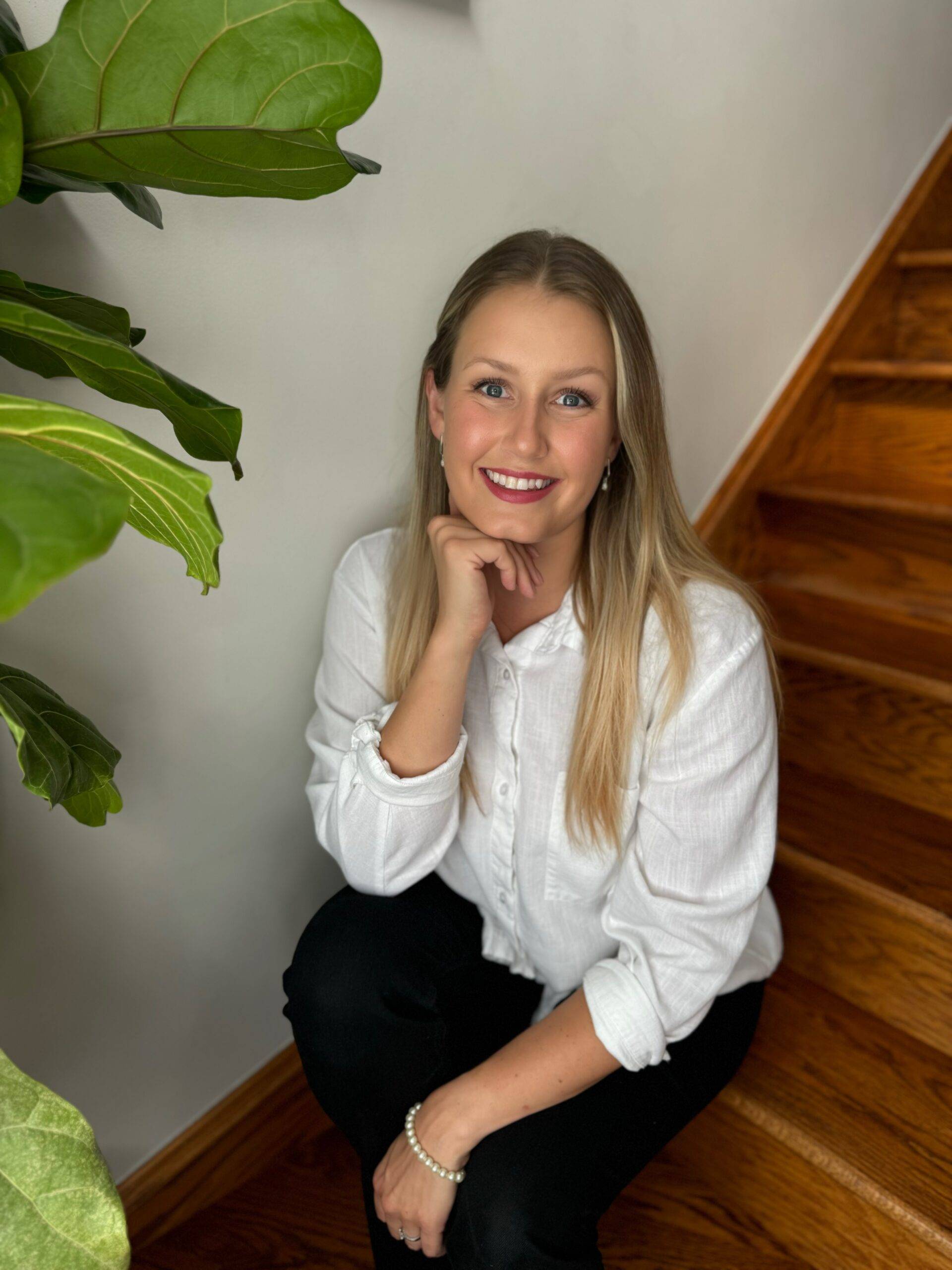 Sarah Bonn, registered psychotherapist with expertise in treating men’s emotional challenges and mental wellness.